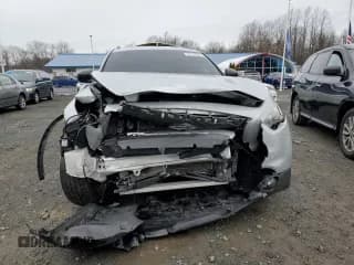 ✅ 2017 Infiniti QX70 • VIN: JN8CS1MU8HM140042 • Лот: 37773293. Опубликован ранее на Copart с пробегом 102 762 миль. Бесплатный доступ к архиву аукционных продаж из США и подробный отчёт об истории автомобиля на DreamBid. Изображение 5.