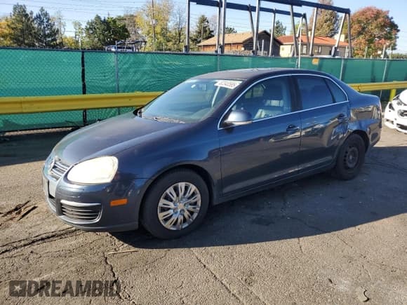 ✅ 2008 Volkswagen Jetta SE • VIN: 3VWRM71K88M078665 • Lot: 82340585. Listed on Copart with 170,684 mi. Free auction sales archive from the USA and detailed vehicle history report at DreamBid. Image 1.