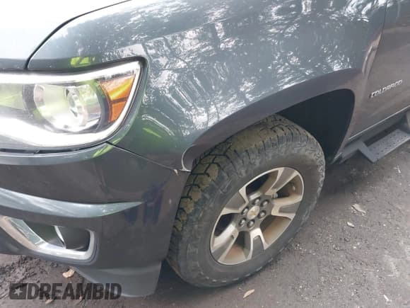 ✅ 2019 Chevrolet Colorado 4WD Z71 • VIN: 1GCPTDE14K1141018 • Лот: 43328790. Опубликован ранее на IAAI с пробегом 183 824 миль. Бесплатный доступ к архиву аукционных продаж из США и подробный отчёт об истории автомобиля на DreamBid. Изображение 6.