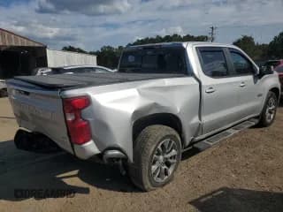 ✅ 2022 Chevrolet Silverado 1500 LT • VIN: 1GCPWCED3NZ107265 • Lot: 85198595. Wystawiony na Copart z przebiegiem 55 090 mil. Bezpłatny archiwum sprzedaży aukcyjnych z USA i szczegółowy raport historii pojazdu na DreamBid. Zdjęcie 3.