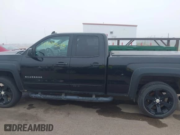 ✅ 2015 Chevrolet Silverado 1500 LT • VIN: 1GCVKREC6FZ200358 • Лот: 43197503. Опубликован ранее на IAAI с пробегом 190 919 миль. Бесплатный доступ к архиву аукционных продаж из США и подробный отчёт об истории автомобиля на DreamBid. Изображение 15.