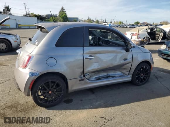 ✅ 2016 FIAT 500e • VIN: 3C3CFFGE9GT197803 • Lot: 50646875. Listed on Copart with 55,315 mi. Free auction sales archive from the USA and detailed vehicle history report at DreamBid. Image 3.