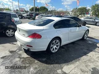 ✅ 2006 BMW 6 Series 650Ci • VIN: WBAEH13496CR49103 • Lot: 93878295. Wystawiony na Copart z przebiegiem 113 148 mil. Bezpłatny archiwum sprzedaży aukcyjnych z USA i szczegółowy raport historii pojazdu na DreamBid. Zdjęcie 4.