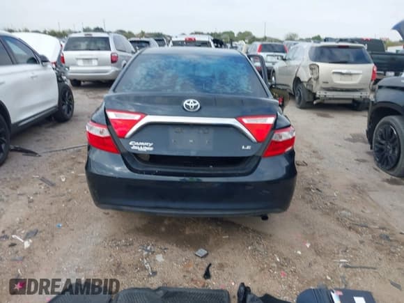 ✅ 2016 Toyota Camry XLE • VIN: 4T4BF1FK8GR527634 • Lot: 43538871. Wystawiony na IAAI z przebiegiem 120 471 mil. Bezpłatny archiwum sprzedaży aukcyjnych z USA i szczegółowy raport historii pojazdu na DreamBid. Zdjęcie 16.