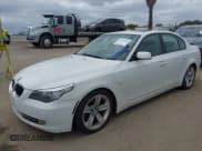 ✅ 2009 BMW 5 Series 528i • VIN: WBANU53529C121927 • Лот: 42063066. Опубликован ранее на IAAI с пробегом 195 322 миль. Бесплатный доступ к архиву аукционных продаж из США и подробный отчёт об истории автомобиля на DreamBid. Изображение 2.