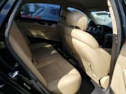 ✅ 2015 Hyundai Genesis 3.8L • VIN: KMHGN4JE0FU039377 • Lot: 72476954. Wystawiony na Copart z przebiegiem 169 832 mil. Bezpłatny archiwum sprzedaży aukcyjnych z USA i szczegółowy raport historii pojazdu na DreamBid. Zdjęcie 10.