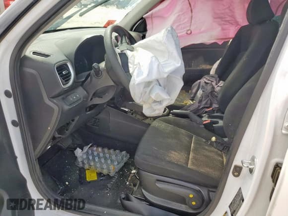 ✅ 2020 Hyundai Venue SE • VIN: KMHRB8A30LU048812 • Lot: 54620225. Listed on Copart with 162,702 mi. Free auction sales archive from the USA and detailed vehicle history report at DreamBid. Image 7.