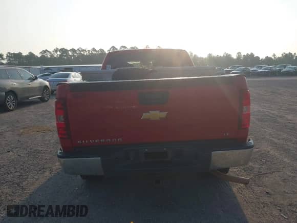 2013 Chevrolet Silverado 1500 LT with VIN 1GCRCSEA5DZ335168, listed as a IAAI auction lot 43251948 with 105,317 mi miles and . Bid and sale history available at DreamBid. Image 16.