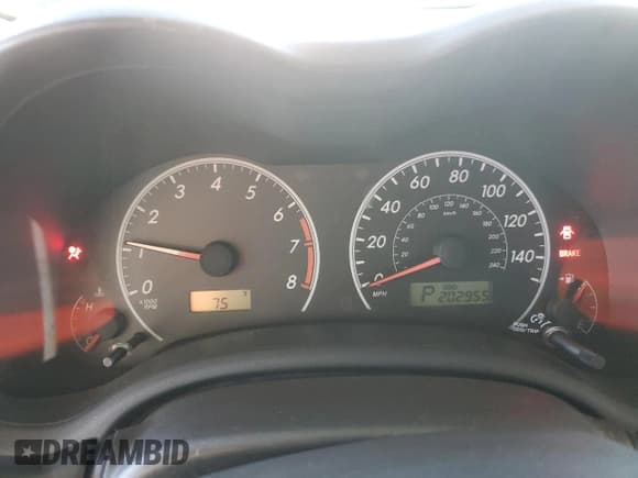 ✅ 2013 Toyota Corolla LE • VIN: 2T1BU4EE6DC927573 • Lot: 93141665. Wystawiony na Copart z przebiegiem 202 955 mil. Bezpłatny archiwum sprzedaży aukcyjnych z USA i szczegółowy raport historii pojazdu na DreamBid. Zdjęcie 9.