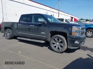 ✅ 2015 Chevrolet Silverado 1500 High Country • VIN: 3GCUKTECXFG192239 • Лот: 42162052. Опубликован ранее на IAAI с пробегом 171 166 миль. Бесплатный доступ к архиву аукционных продаж из США и подробный отчёт об истории автомобиля на DreamBid. Изображение 1.