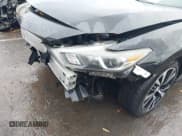 ✅ 2018 Nissan Maxima SL • VIN: 1N4AA6AP1JC396056 • Lot: 43557110. Wystawiony na IAAI z przebiegiem 122 919 mil. Bezpłatny archiwum sprzedaży aukcyjnych z USA i szczegółowy raport historii pojazdu na DreamBid. Zdjęcie 6.