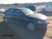 ✅ 2014 Volkswagen Jetta SE • VIN: 3VWD17AJ6EM324957 • Lot: 43855829. Listed on IAAI with 130,161 mi. Free auction sales archive from the USA and detailed vehicle history report at DreamBid. Image 1.