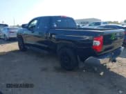 ✅ 2019 Toyota Tundra SR • VIN: 5TFRY5F16KX244291 • Лот: 43428496. Опубликован ранее на IAAI с пробегом 176 450 миль. Бесплатный доступ к архиву аукционных продаж из США и подробный отчёт об истории автомобиля на DreamBid. Изображение 3.