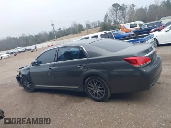 ✅ 2012 Toyota Avalon • VIN: 4T1BK3DBXCU463725 • Lot: 41483468. Wystawiony na IAAI z przebiegiem 151 197 mil. Bezpłatny archiwum sprzedaży aukcyjnych z USA i szczegółowy raport historii pojazdu na DreamBid. Zdjęcie 14.