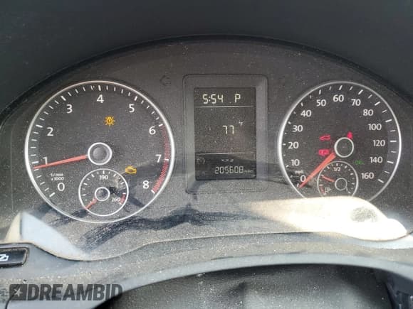 ✅ 2010 Volkswagen Jetta SE • VIN: 3VWRZ7AJ6AM037059 • Lot: 67511495. Wystawiony na Copart z przebiegiem 205 608 mil. Bezpłatny archiwum sprzedaży aukcyjnych z USA i szczegółowy raport historii pojazdu na DreamBid. Zdjęcie 9.