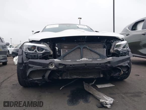 ✅ 2021 BMW M2 Competition • VIN: WBS2U7C02M7H08082 • Lot: 42159947. Listed on IAAI with 22,830 mi. Free auction sales archive from the USA and detailed vehicle history report at DreamBid. Image 6.