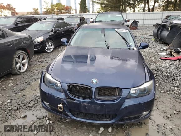 ✅ 2011 BMW 3 Series 328i xDrive • VIN: WBAPK5C5XBF127686 • Lot: 89632825. Wystawiony na Copart z przebiegiem 153 157 mil. Bezpłatny archiwum sprzedaży aukcyjnych z USA i szczegółowy raport historii pojazdu na DreamBid. Zdjęcie 5.