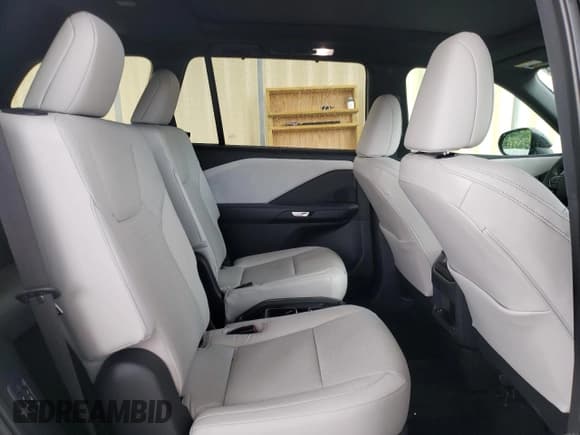 ✅ 2024 Lexus TX 350 • VIN: 5TDAAAA63RS007285 • Lot: 62910784. Wystawiony na Copart z przebiegiem 2 515 mil. Bezpłatny archiwum sprzedaży aukcyjnych z USA i szczegółowy raport historii pojazdu na DreamBid. Zdjęcie 11.