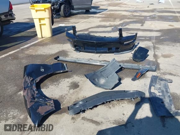 ✅ 2009 Ford Mustang GT • VIN: 1ZVHT82H195145878 • Лот: 42303694. Опубликован ранее на IAAI с пробегом 164 789 миль. Бесплатный доступ к архиву аукционных продаж из США и подробный отчёт об истории автомобиля на DreamBid. Изображение 12.