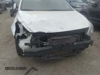 ✅ 2016 Hyundai Accent SE • VIN: KMHCT5AE8GU256221 • Lot: 29825936. Wystawiony na IAAI z przebiegiem 77 659 mil. Bezpłatny archiwum sprzedaży aukcyjnych z USA i szczegółowy raport historii pojazdu na DreamBid. Zdjęcie 6.