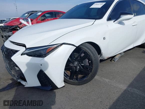 ✅ 2023 Lexus IS 350 F Sport • VIN: JTHGZ1B20P5059313 • Лот: 43642308. Опубликован ранее на IAAI с пробегом 32 949 миль. Бесплатный доступ к архиву аукционных продаж из США и подробный отчёт об истории автомобиля на DreamBid. Изображение 6.