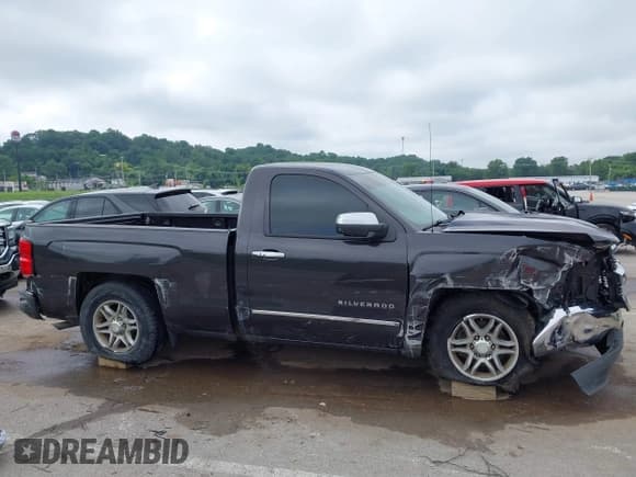 ✅ 2016 Chevrolet Silverado 1500 Work Truck • VIN: 1GCNCNEH6GZ117208 • Лот: 42521307. Опубликован ранее на IAAI с пробегом 76 001 миль. Бесплатный доступ к архиву аукционных продаж из США и подробный отчёт об истории автомобиля на DreamBid. Изображение 13.