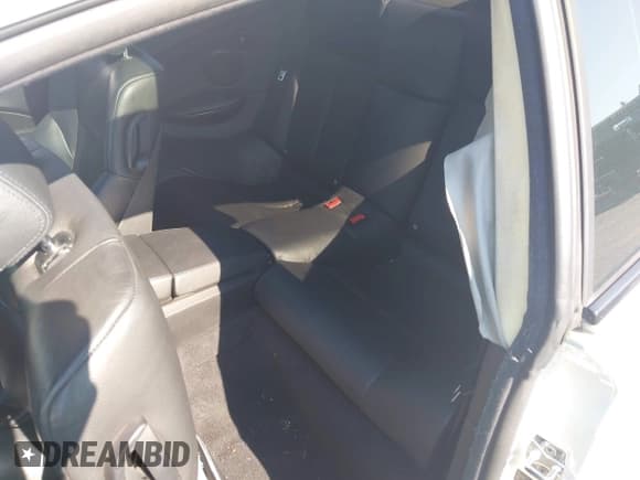 ✅ 2006 BMW 6 Series 650Ci • VIN: WBAEH13436CR49257 • Лот: 43012206. Опубликован ранее на IAAI с пробегом 162 909 миль. Бесплатный доступ к архиву аукционных продаж из США и подробный отчёт об истории автомобиля на DreamBid. Изображение 8.