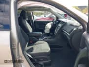 ✅ 2016 GMC Acadia SLE • VIN: 1GKKVPKD8GJ310585 • Lot: 43430651. Listed on IAAI with 50,945 mi. Free auction sales archive from the USA and detailed vehicle history report at DreamBid. Image 5.