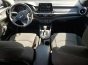 ✅ 2023 Kia Forte LXS • VIN: 3KPF24AD5PE648917 • Лот: 91787885. Опубликован ранее на Copart с пробегом 72 561 миль. Бесплатный доступ к архиву аукционных продаж из США и подробный отчёт об истории автомобиля на DreamBid. Изображение 8.