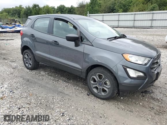 ✅ 2020 Ford EcoSport S • VIN: MAJ6S3FL3LC324575 • Lot: 81683695. Wystawiony na Copart z przebiegiem 39 818 mil. Bezpłatny archiwum sprzedaży aukcyjnych z USA i szczegółowy raport historii pojazdu na DreamBid. Zdjęcie 4.