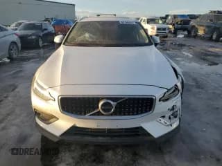 ✅ 2021 Volvo V60 • VIN: YV4102WK3M1076902 • Lot: 86760484. Listed on Copart with 43,145 mi. Free auction sales archive from the USA and detailed vehicle history report at DreamBid. Image 5.