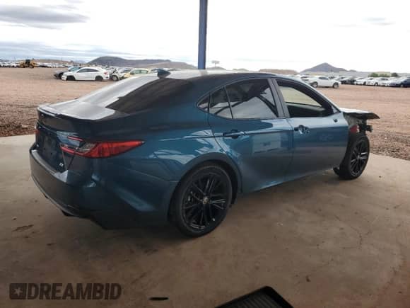 2025 Toyota Camry SE with VIN 4T1DAACK6SU514203, listed as a Copart auction lot 81505035 with 43,158 mi miles and Salvage title. Bid and sale history available at DreamBid. Image 3.