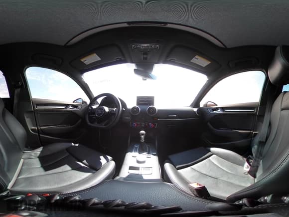 ✅ 2020 Audi A3 Premium Plus • VIN: WAUCUGFF9LA100857 • Lot: 42596122. Wystawiony na IAAI z przebiegiem 48 696 mil. Bezpłatny archiwum sprzedaży aukcyjnych z USA i szczegółowy raport historii pojazdu na DreamBid. Zdjęcie 18.