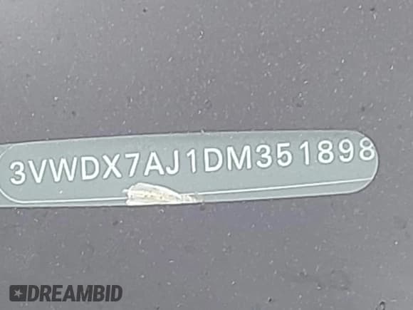 ✅ 2013 Volkswagen Jetta SE • VIN: 3VWDX7AJ1DM351898 • Lot: 42883736. Listed on IAAI with 115,945 mi. Free auction sales archive from the USA and detailed vehicle history report at DreamBid. Image 9.