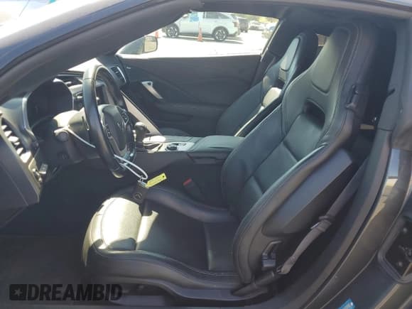 ✅ 2017 Chevrolet Corvette Z06 1LZ • VIN: 1G1YN2D65H5601877 • Лот: 70860655. Опубликован ранее на Copart с пробегом 27 513 миль. Бесплатный доступ к архиву аукционных продаж из США и подробный отчёт об истории автомобиля на DreamBid. Изображение 7.