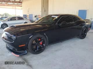 ✅ 2019 Dodge Challenger GT • VIN: 2C3CDZJG3KH525980 • Lot: 84568205. Wystawiony na Copart z przebiegiem 49 871 mil mil. Skorzystaj z bezpłatnego archiwum sprzedaży aukcyjnych z USA i zobacz szczegółowy raport historii pojazdu na DreamBid. Zdjęcie 1.