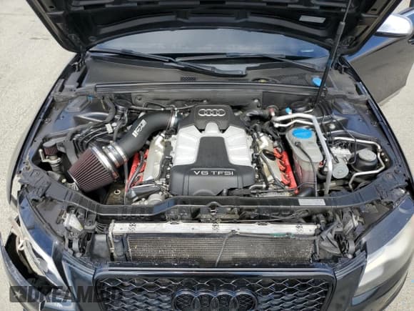 ✅ 2012 Audi S4 Premium Plus • VIN: WAUBGAFL1CA105668 • Lot: 65464805. Wystawiony na Copart z przebiegiem 123 781 mil. Bezpłatny archiwum sprzedaży aukcyjnych z USA i szczegółowy raport historii pojazdu na DreamBid. Zdjęcie 11.