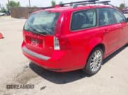 ✅ 2009 Volvo V50 2.4L • VIN: YV1MW382292496311 • Lot: 42789673. Listed on IAAI with 161,906 mi. Free auction sales archive from the USA and detailed vehicle history report at DreamBid. Image 6.