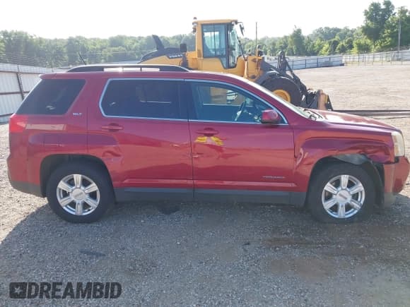 ✅ 2014 GMC Terrain SLT • VIN: 2GKFLXEK7E6259821 • Лот: 42709104. Опубликован ранее на IAAI с пробегом 215 512 миль. Бесплатный доступ к архиву аукционных продаж из США и подробный отчёт об истории автомобиля на DreamBid. Изображение 18.