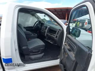 ✅ 2022 Ram 1500 Tradesman • VIN: 3C6JR6DT2NG405689 • Лот: 43699614. Опубликован ранее на IAAI с пробегом Не указан. Бесплатный доступ к архиву аукционных продаж из США и подробный отчёт об истории автомобиля на DreamBid. Изображение 5.