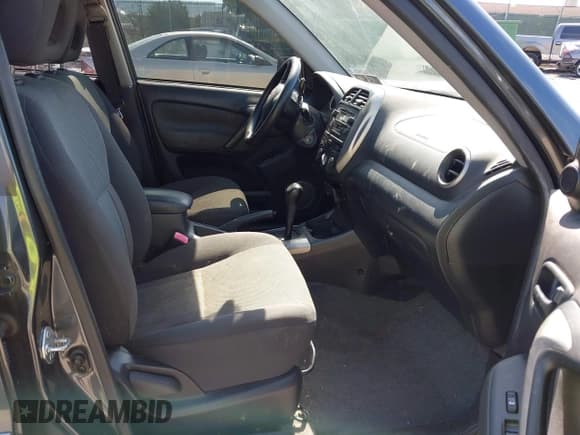 ✅ 2005 Toyota RAV4 • VIN: JTEHD20V256043818 • Lot: 43188590. Listed on IAAI with 190,017 mi. Free auction sales archive from the USA and detailed vehicle history report at DreamBid. Image 5.
