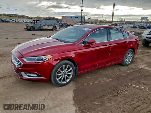 ✅ 2017 Ford Fusion SE • VIN: 3FA6P0HD8HR251542 • Lot: 95954185. Wystawiony na Copart z przebiegiem 108 916 mil. Bezpłatny archiwum sprzedaży aukcyjnych z USA i szczegółowy raport historii pojazdu na DreamBid. Zdjęcie 1.