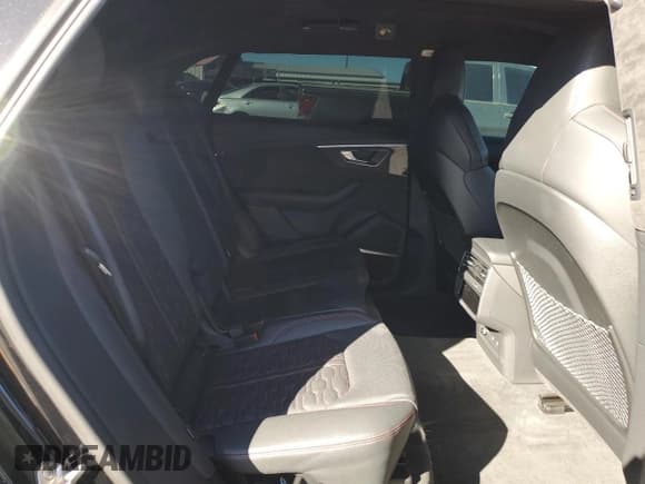 ✅ 2021 Audi RS Q8 • VIN: WU1ARBF1XMD037936 • Лот: 89896125. Опубликован ранее на Copart с пробегом 30 518 миль. Бесплатный доступ к архиву аукционных продаж из США и подробный отчёт об истории автомобиля на DreamBid. Изображение 11.