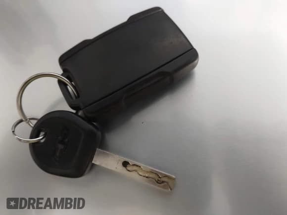 ✅ 2020 Chevrolet Colorado 2WD LT • VIN: 1GCGSCEN9L1242637 • Lot: 42203101. Wystawiony na IAAI z przebiegiem 53 050 mil. Bezpłatny archiwum sprzedaży aukcyjnych z USA i szczegółowy raport historii pojazdu na DreamBid. Zdjęcie 11.