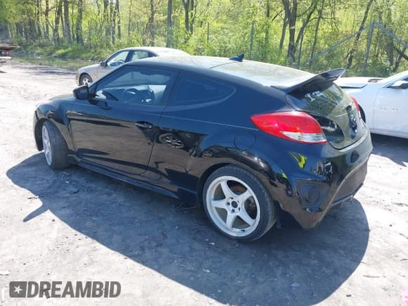 ✅ 2014 Hyundai Veloster Turbo • VIN: KMHTC6AE9EU182746 • Lot: 42234958. Wystawiony na IAAI z przebiegiem 58 767 mil. Bezpłatny archiwum sprzedaży aukcyjnych z USA i szczegółowy raport historii pojazdu na DreamBid. Zdjęcie 3.