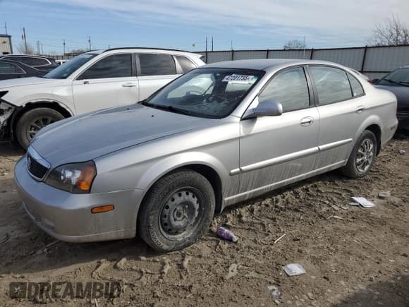 ✅ 2004 Suzuki Verona • VIN: KL5VJ52L74B100782 • Lot: 47201735. Wystawiony na Copart z przebiegiem 78 676 mil. Bezpłatny archiwum sprzedaży aukcyjnych z USA i szczegółowy raport historii pojazdu na DreamBid. Zdjęcie 1.