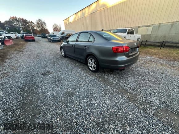 ✅ 2012 Volkswagen Jetta TDI • VIN: 3VWLL7AJ6CM428576 • Лот: 91666905. Опубликован ранее на Copart с пробегом 195 753 миль. Бесплатный доступ к архиву аукционных продаж из США и подробный отчёт об истории автомобиля на DreamBid. Изображение 3.