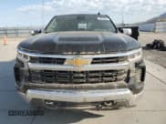 ✅ 2025 Chevrolet Silverado 1500 • VIN: 3GCUKDE86SG208013 • Лот: 59910005. Опубликован ранее на Copart с пробегом 7 423 миль. Бесплатный доступ к архиву аукционных продаж из США и подробный отчёт об истории автомобиля на DreamBid. Изображение 5.