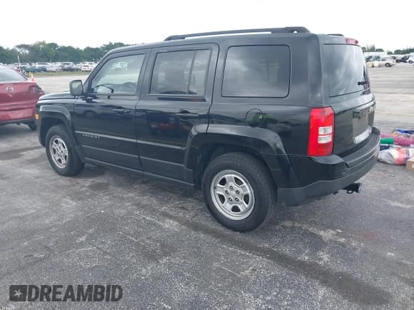 ✅ 2016 Jeep Patriot Sport • VIN: 1C4NJPBB7GD603931 • Lot: 43576242. Listed on IAAI with 93,776 mi. Free auction sales archive from the USA and detailed vehicle history report at DreamBid. Image 3.