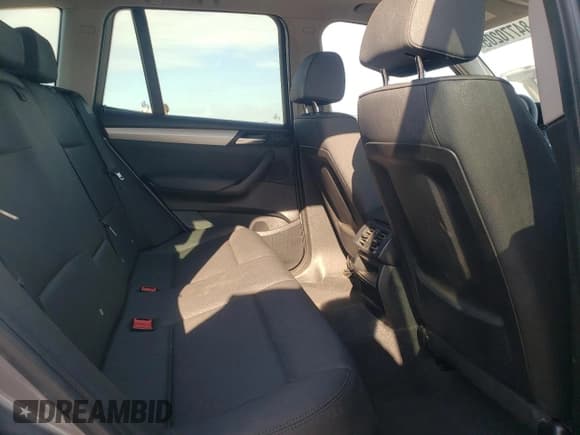 ✅ 2011 BMW X3 28i • VIN: 5UXWX5C52BL704033 • Lot: 84770205. Wystawiony na Copart z przebiegiem 155 944 mil. Bezpłatny archiwum sprzedaży aukcyjnych z USA i szczegółowy raport historii pojazdu na DreamBid. Zdjęcie 11.